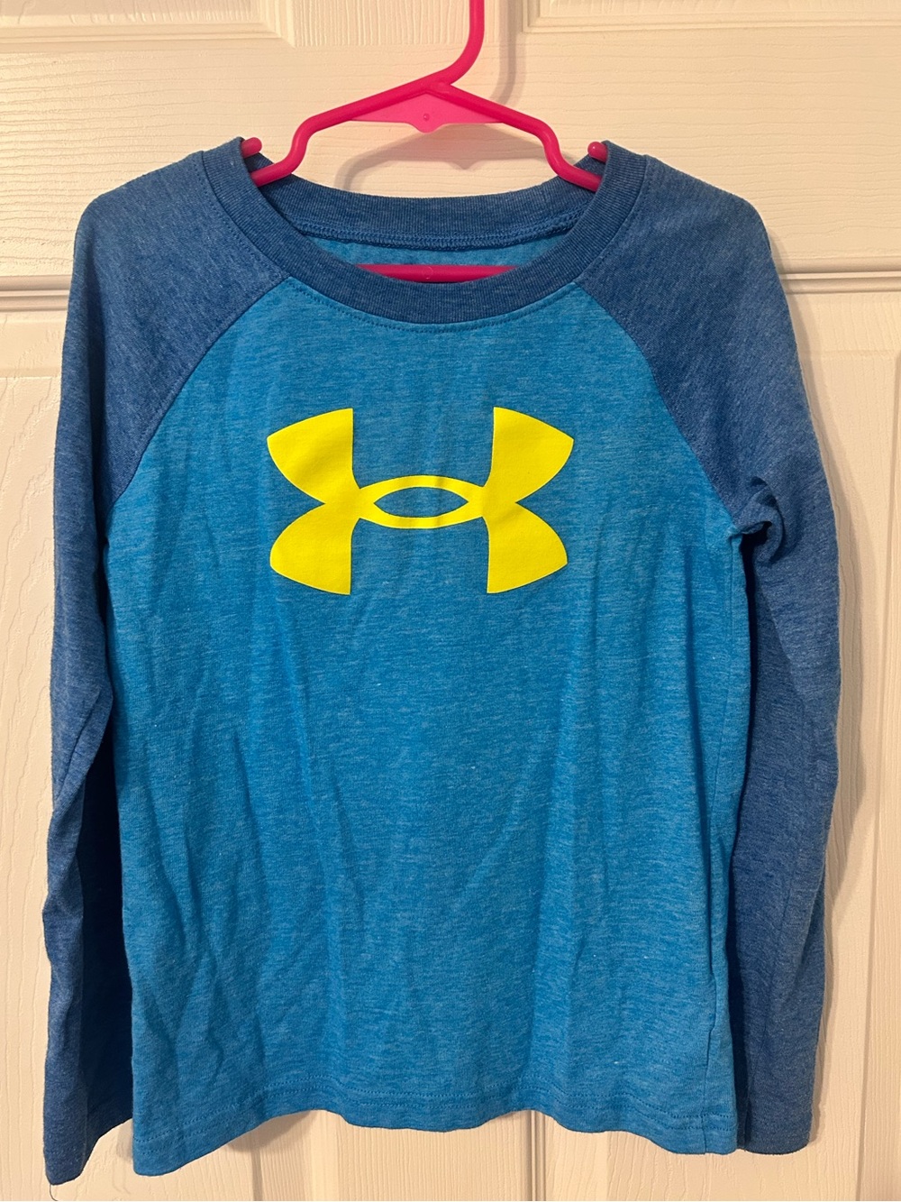 Boys, Under Armour, Blue Long-Sleeve Top with Yellow Logo, Size 6